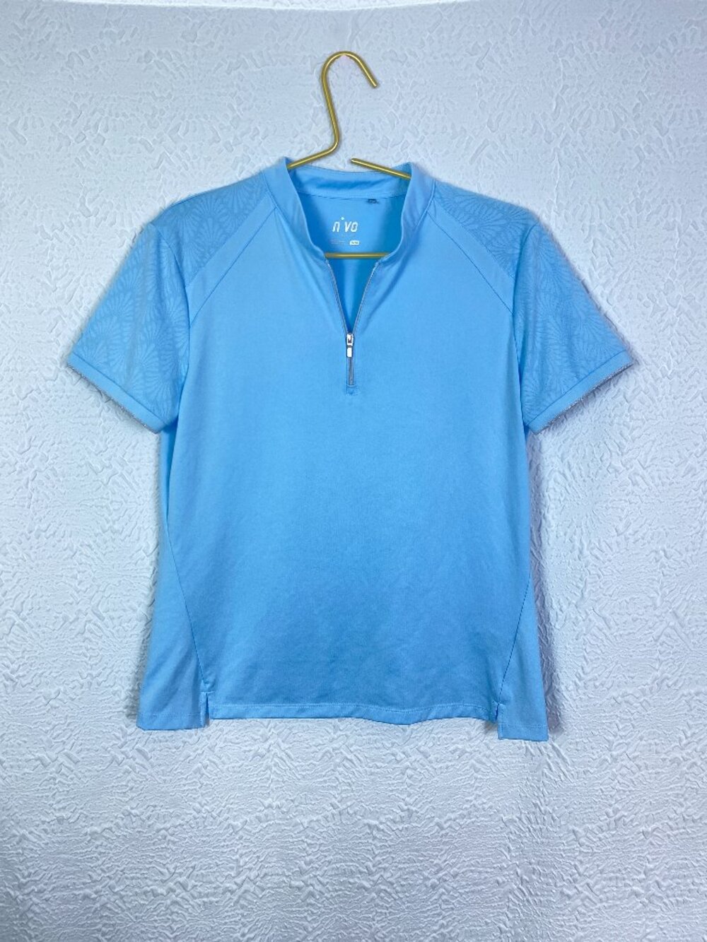 NVO Mara Mock Sky Blue Quarter Zip Golf Tennis Performance Top Medium